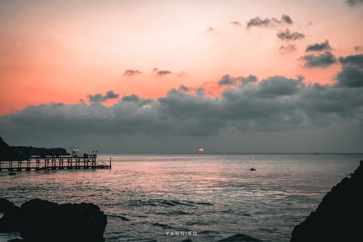 海上暮色
