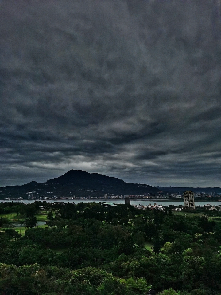 山雨欲来