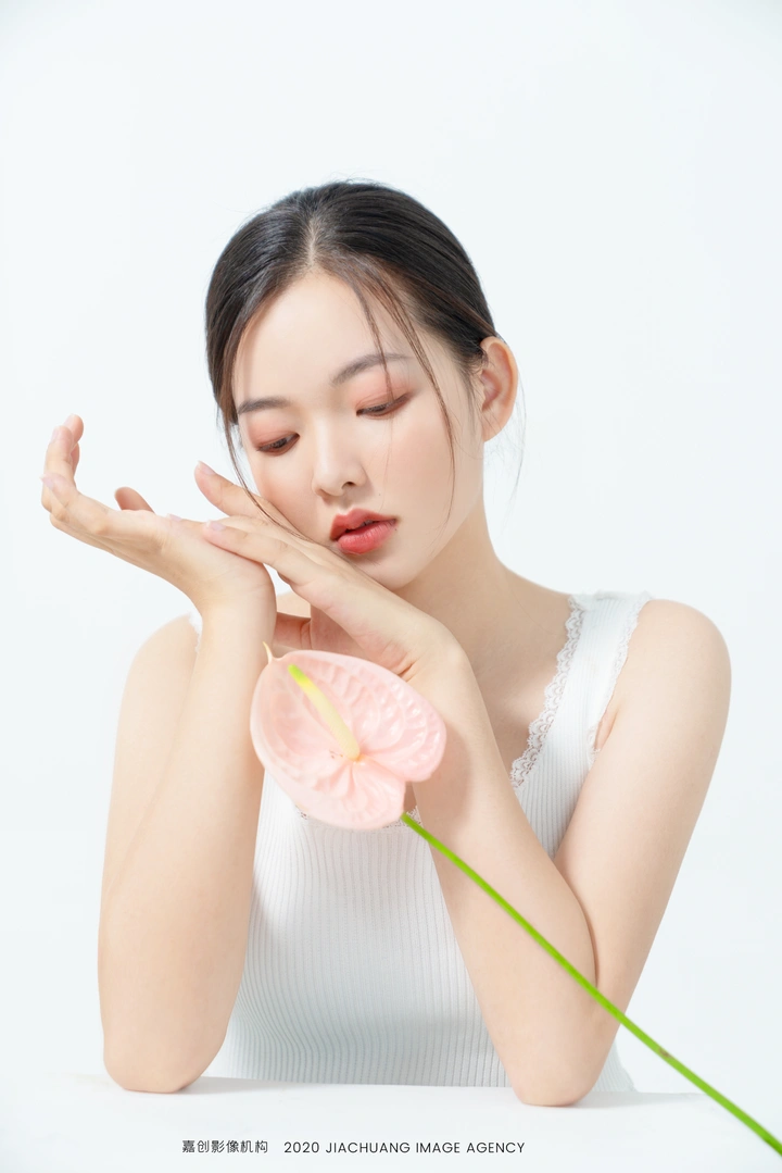 四季花语❥马蹄莲