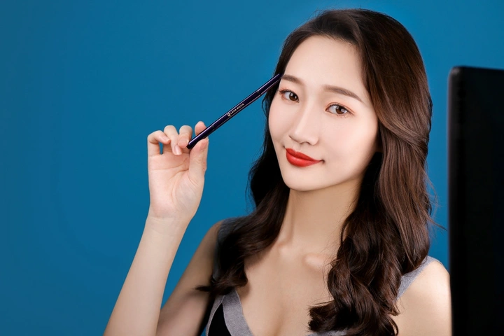 商业美妆拍摄眉笔广告系列