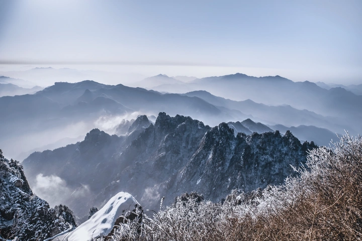 东秦岭山脉