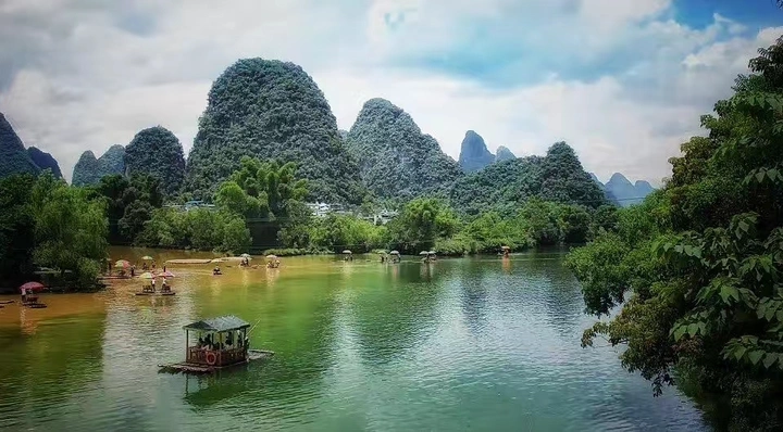 桂林山水甲天下