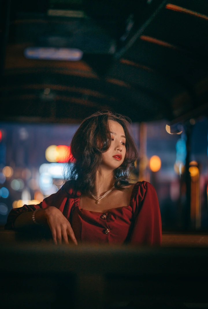 红衣少女