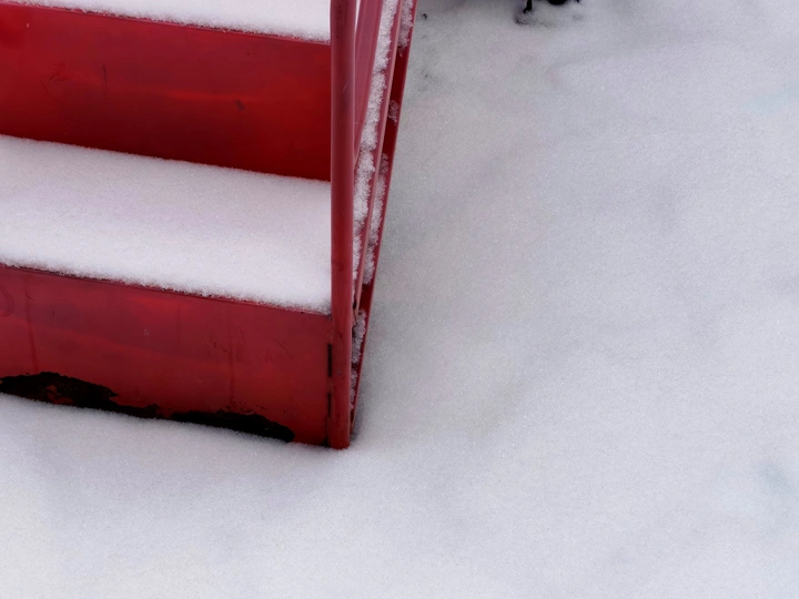 给白雪涂上颜色