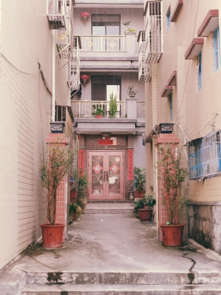 岛上民居