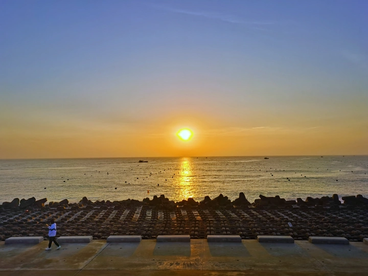 海滨早晨