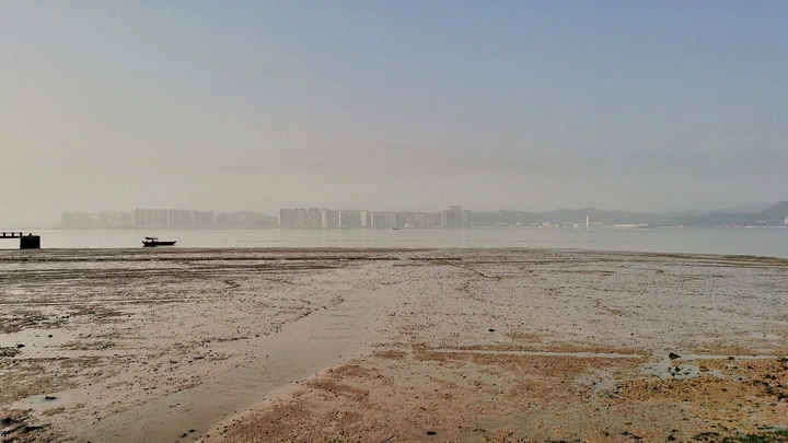 退潮期的内海湾
