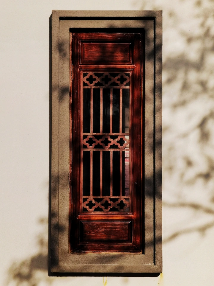 窗前疏影