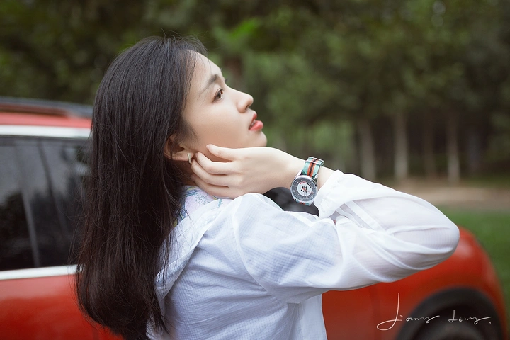 潮流百搭的多彩腕表，多买一块送对象
