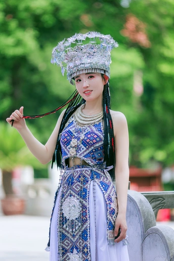 苗疆风