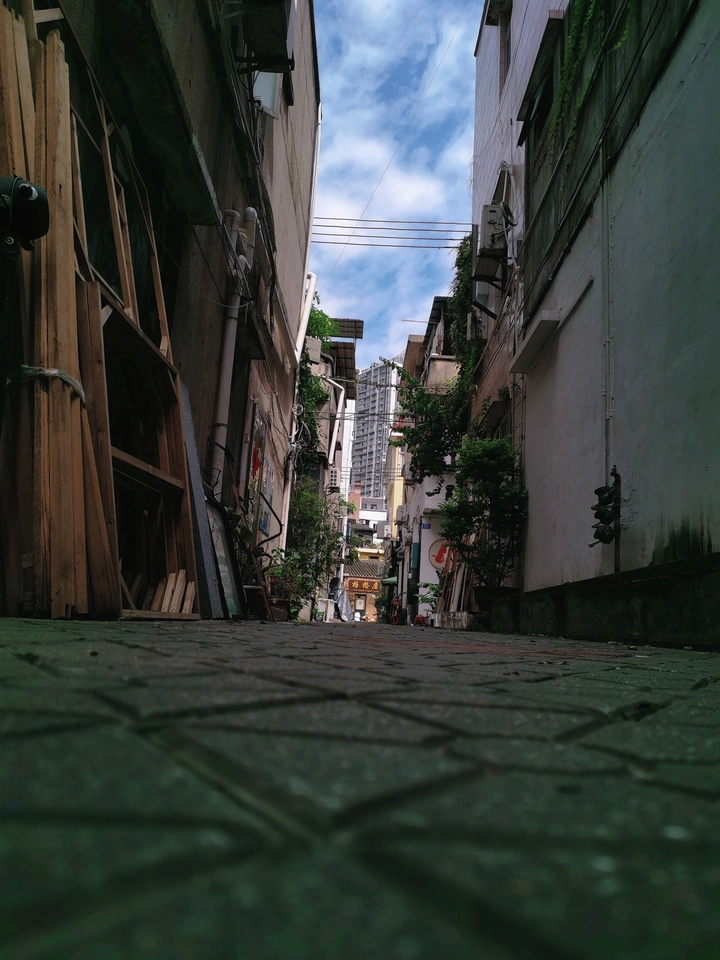 油画街游