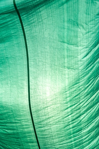 绿色布料的近景