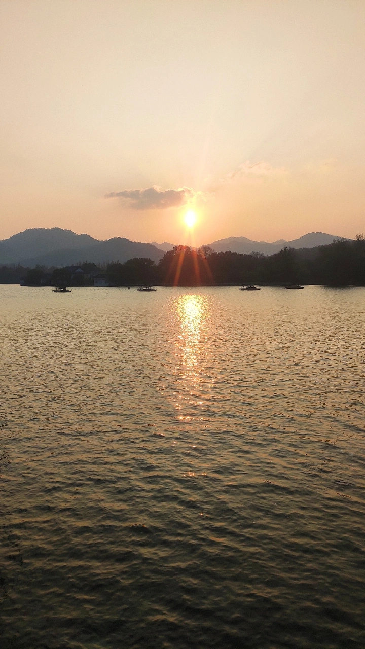 杭州西湖夕阳