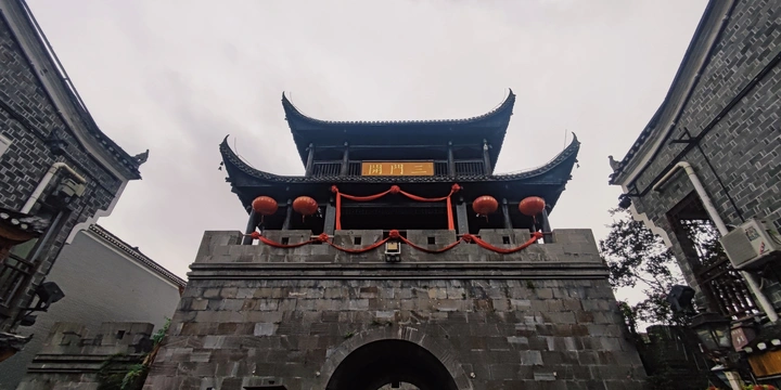 乾州古城三门开古建筑