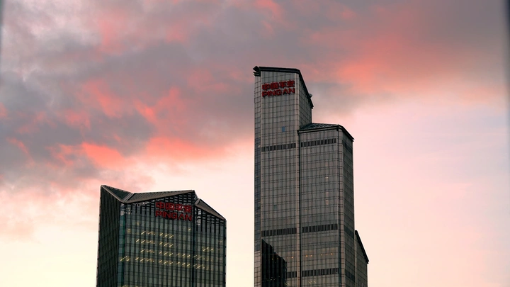 深圳高楼天空霞光