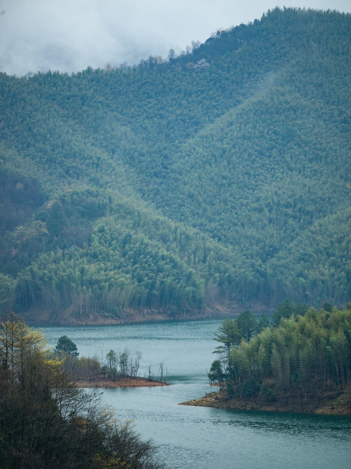 高山平湖