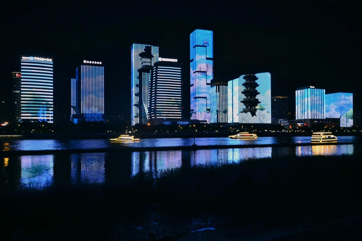江滨夜景