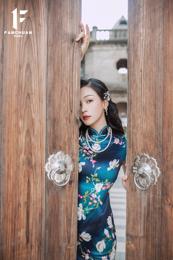 Chinoiserie.