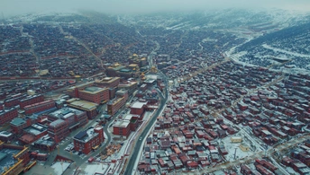 冬天的一个小镇 aerial photo