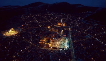 夜晚的城市 aerial photo