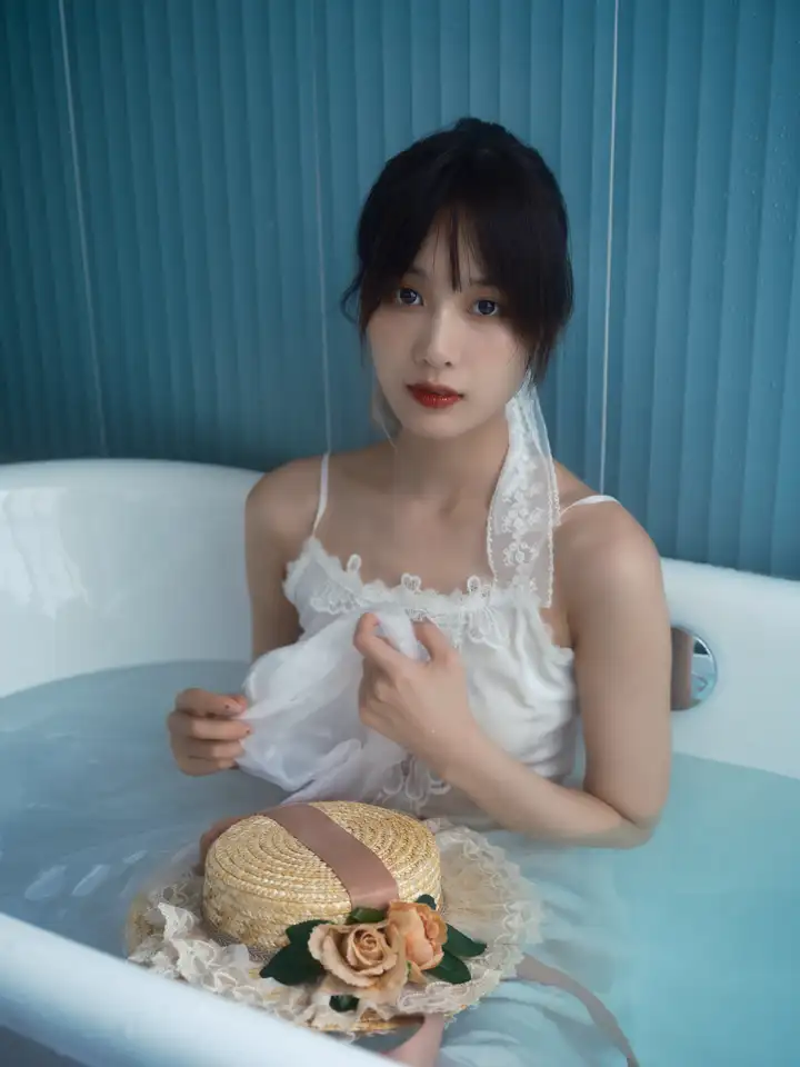 披纱少女