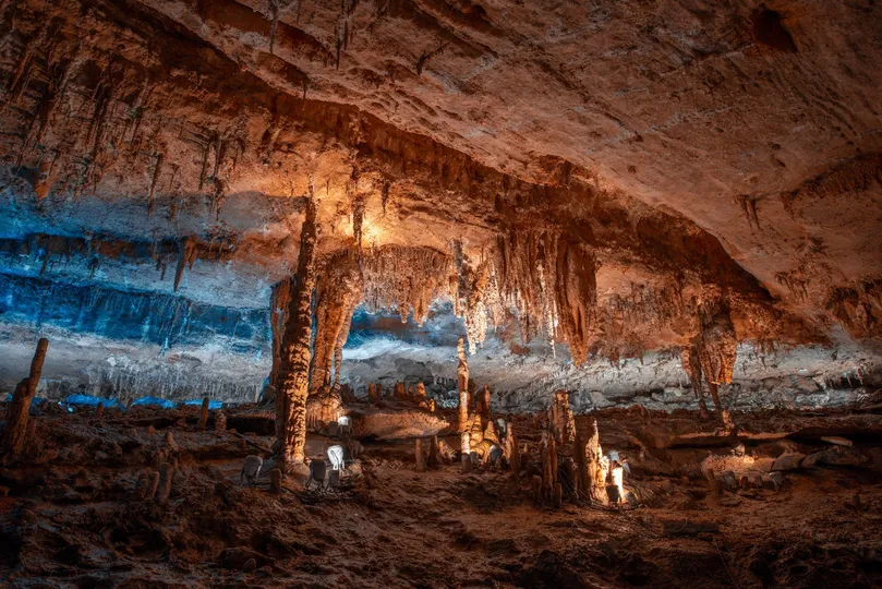 洞穴是世界上最美的景点之一。