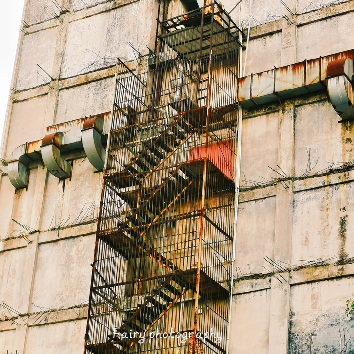逃生梯