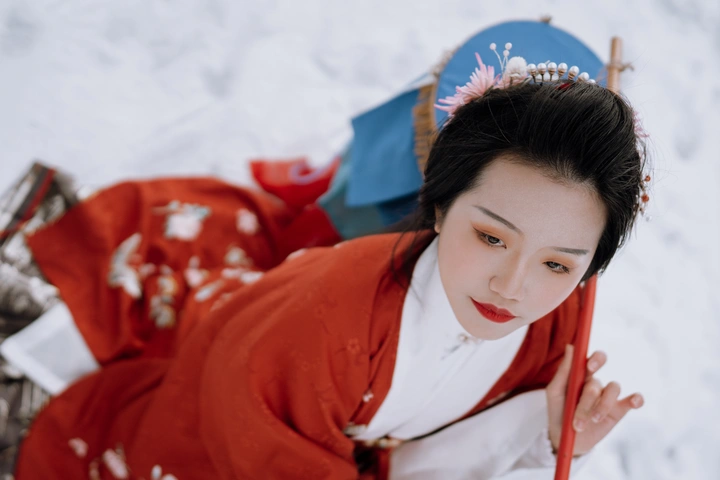 立春来，待伊归